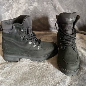 TIMBERLAND WOMENS SZ 7